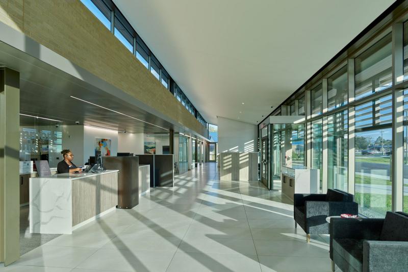 Simmons-Bank-White-Hall-2